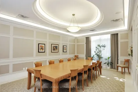 25 Kingsbridge Garden Circle Mississauga ON L5R 4B1
