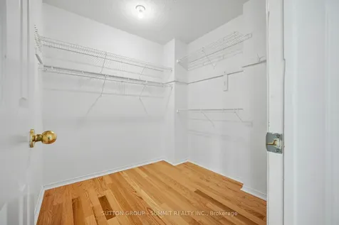 2275 Credit Valley Road Mississauga ON L5M 4N5