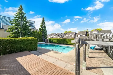 2275 Credit Valley Road Mississauga ON L5M 4N5