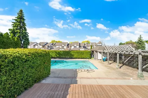 2275 Credit Valley Road Mississauga ON L5M 4N5