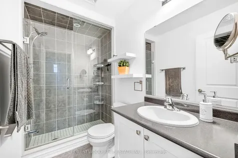 2338 Taunton Road Oakville ON L6H 0L3