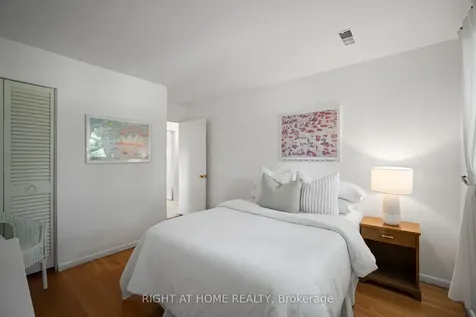 20 West Deane Valley Road Toronto ON M9B 3K5