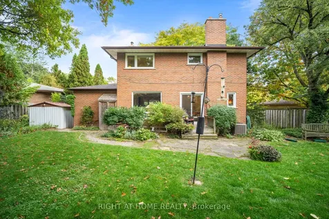 20 West Deane Valley Road Toronto ON M9B 3K5