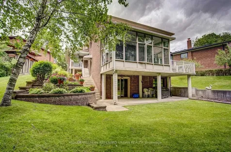 17 Hathor Crescent Toronto ON M9L 1C1