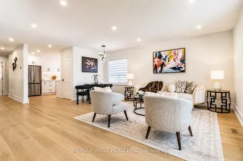 48 Lloyd Manor Road Toronto ON M9B 5H7