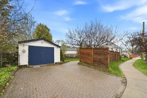 1254 Meredith Avenue Mississauga ON L5E 2E5