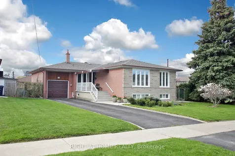 25 Sparrow Avenue Toronto ON M6A 1L5