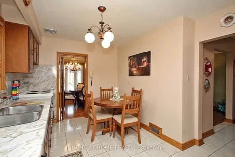 25 Sparrow Avenue Toronto ON M6A 1L5