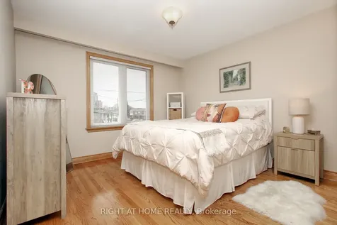 25 Sparrow Avenue Toronto ON M6A 1L5