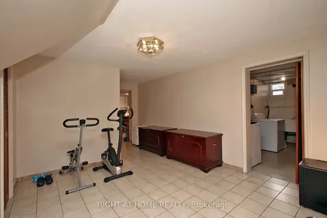 25 Sparrow Avenue Toronto ON M6A 1L5