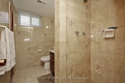 25 Sparrow Avenue Toronto ON M6A 1L5