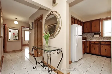 25 Sparrow Avenue Toronto ON M6A 1L5