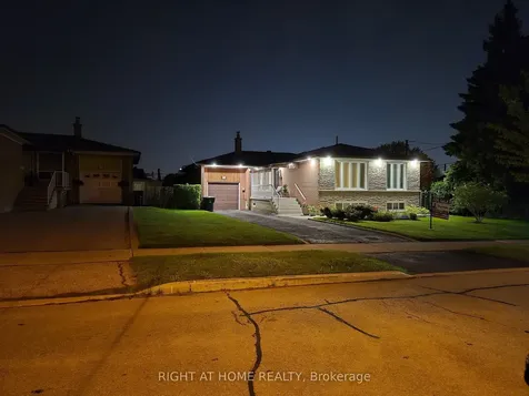 25 Sparrow Avenue Toronto ON M6A 1L5