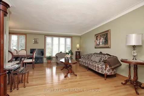 25 Sparrow Avenue Toronto ON M6A 1L5