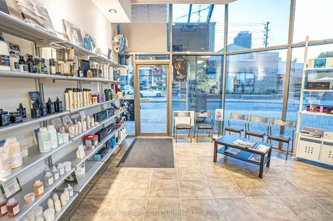 30 Eglinton Avenue W Mississauga ON L5R 3E7