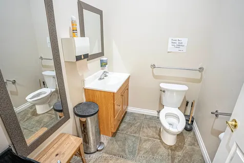 30 Eglinton Avenue W Mississauga ON L5R 3E7
