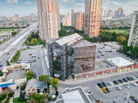 30 Eglinton Avenue W Mississauga ON L5R 3E7