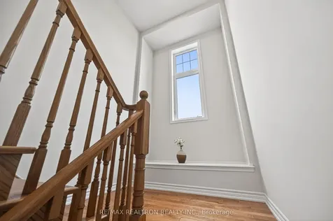 81 Enford Crescent Brampton ON L7A 4C8