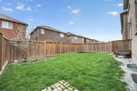 81 Enford Crescent Brampton ON L7A 4C8