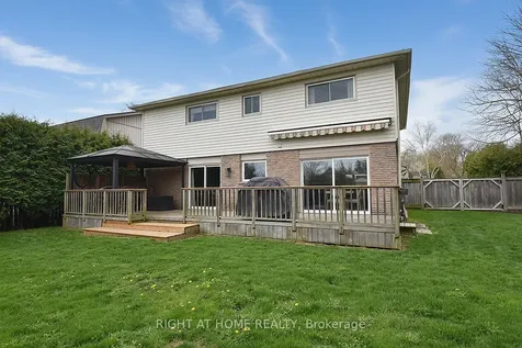 2451 Sinclair Circle Burlington ON L7P 3K9