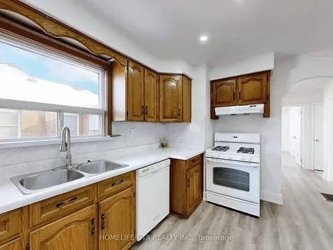 65 Whitley Avenue Toronto ON M3K 1A1