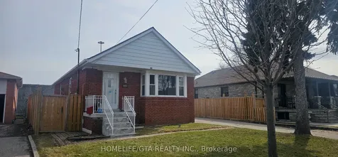 65 Whitley Avenue Toronto ON M3K 1A1