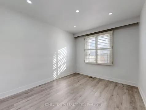 65 Whitley Avenue Toronto ON M3K 1A1