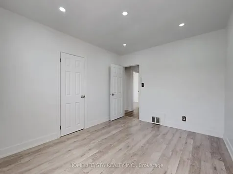 65 Whitley Avenue Toronto ON M3K 1A1