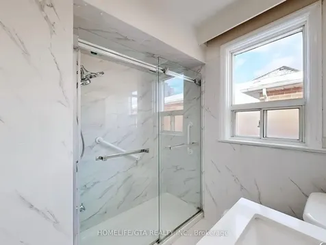 65 Whitley Avenue Toronto ON M3K 1A1