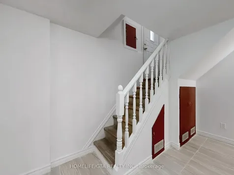 65 Whitley Avenue Toronto ON M3K 1A1