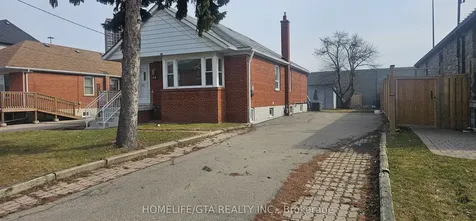 65 Whitley Avenue Toronto ON M3K 1A1