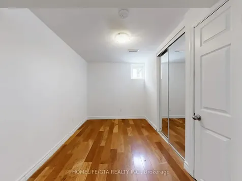 65 Whitley Avenue Toronto ON M3K 1A1