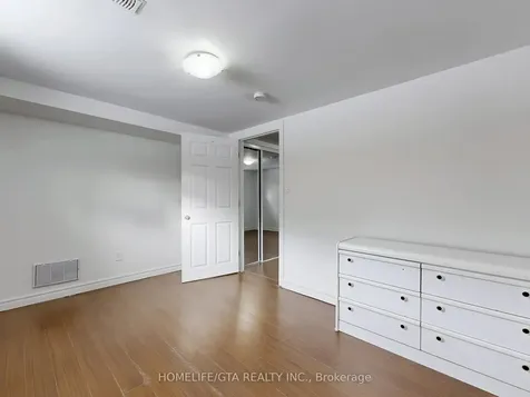 65 Whitley Avenue Toronto ON M3K 1A1