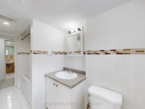 65 Whitley Avenue Toronto ON M3K 1A1