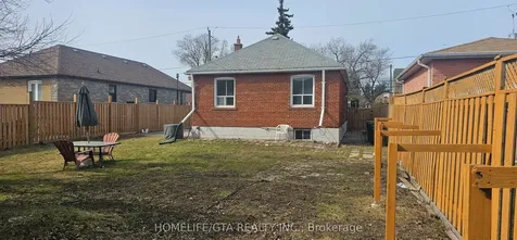 65 Whitley Avenue Toronto ON M3K 1A1