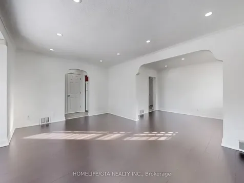 65 Whitley Avenue Toronto ON M3K 1A1