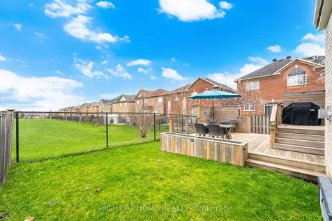 333 Sunny Meadow Boulevard Brampton ON L6R 0E9