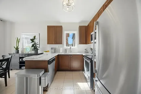 333 Sunny Meadow Boulevard Brampton ON L6R 0E9