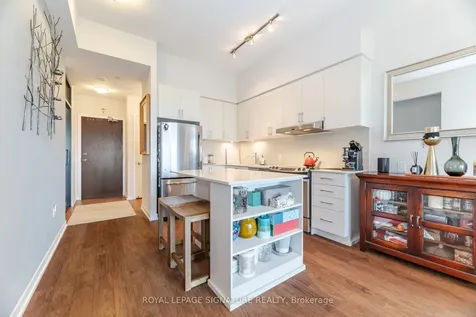 2560 Eglinton Avenue W Mississauga ON L5M 0Y3