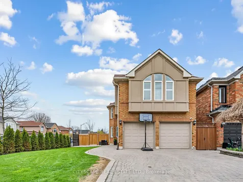 3671 Forest Bluff Crescent Mississauga ON L5N 7W7