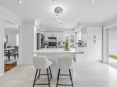 3671 Forest Bluff Crescent Mississauga ON L5N 7W7