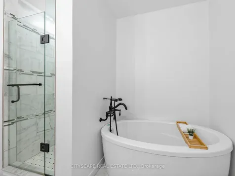 3671 Forest Bluff Crescent Mississauga ON L5N 7W7