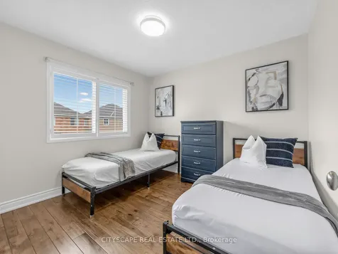 3671 Forest Bluff Crescent Mississauga ON L5N 7W7
