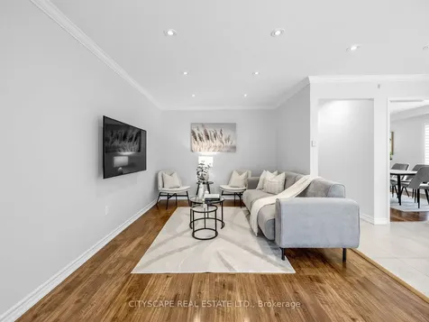 3671 Forest Bluff Crescent Mississauga ON L5N 7W7
