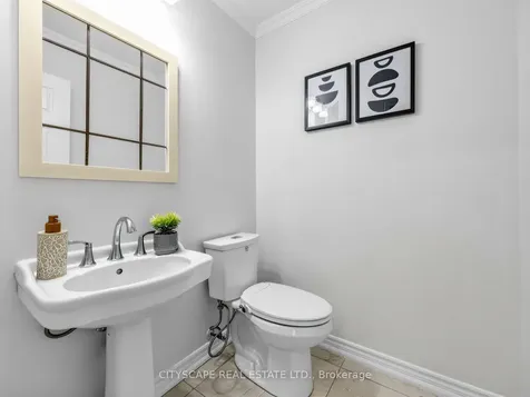 3671 Forest Bluff Crescent Mississauga ON L5N 7W7
