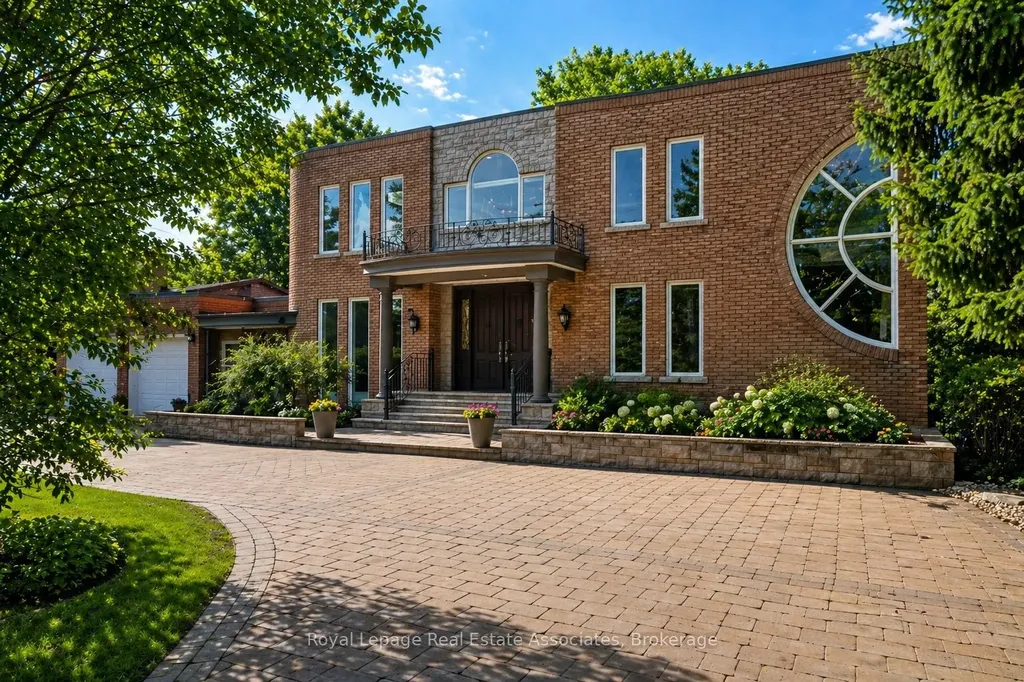 12 Westmount Park Road Toronto ON M9P 1R5