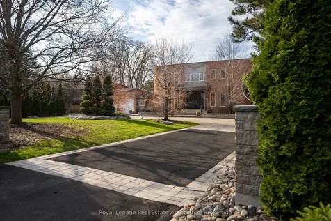 12 Westmount Park Road Toronto ON M9P 1R5