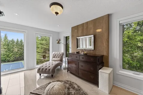 12 Westmount Park Road Toronto ON M9P 1R5