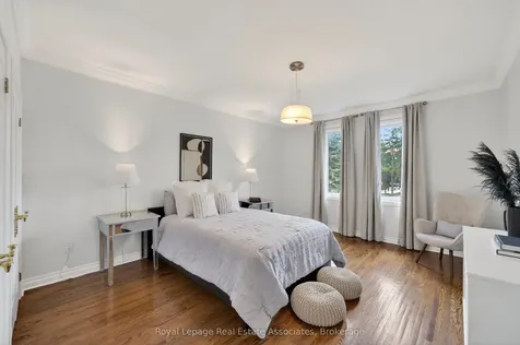 12 Westmount Park Road Toronto ON M9P 1R5
