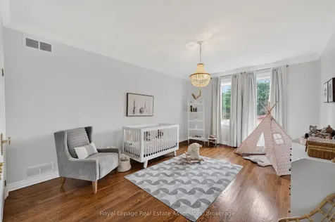 12 Westmount Park Road Toronto ON M9P 1R5